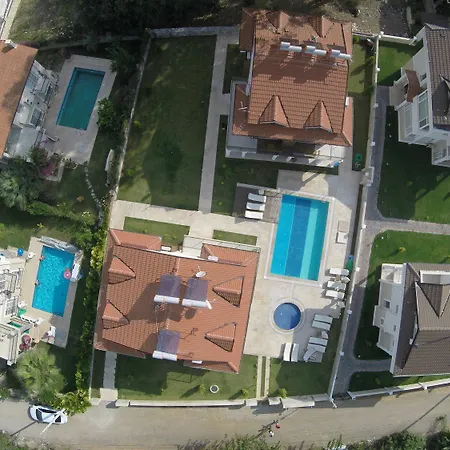 Lighthouse Natalia Aparts Apartament *