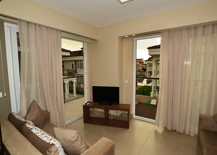 Lighthouse Natalia Aparts *