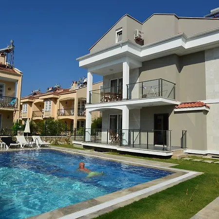 Lighthouse Natalia Aparts