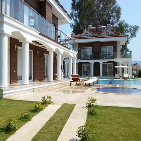 Lighthouse Natalia Aparts Apartman