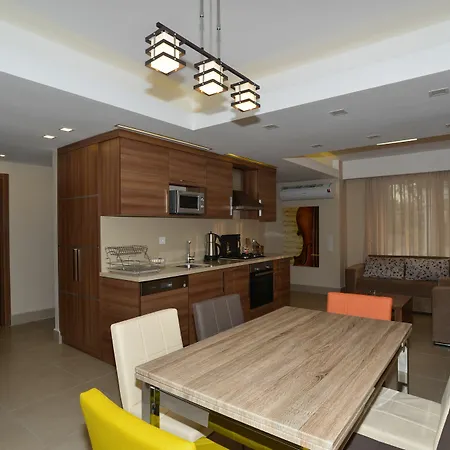 Lighthouse Natalia Aparts Apartman Fethiye