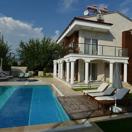 Lighthouse Natalia Aparts Apartment Fethiye