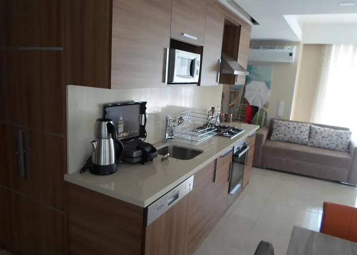 Lighthouse Natalia Aparts *