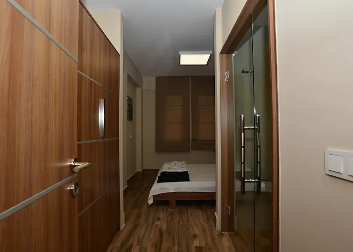 Lighthouse Natalia Aparts