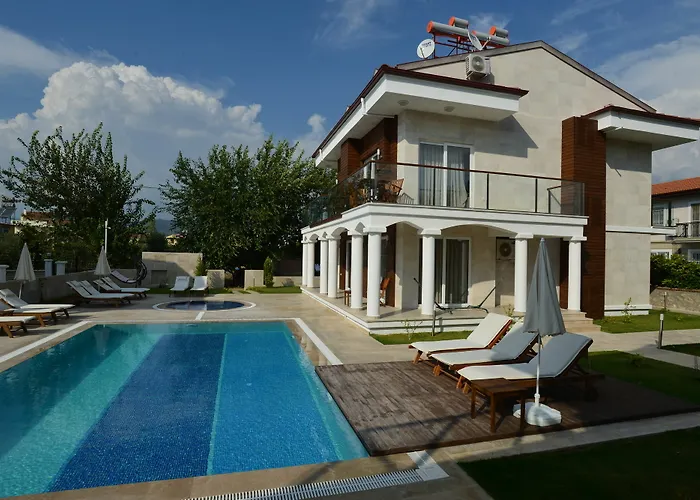 Lighthouse Natalia Aparts Lägenhet Fethiye